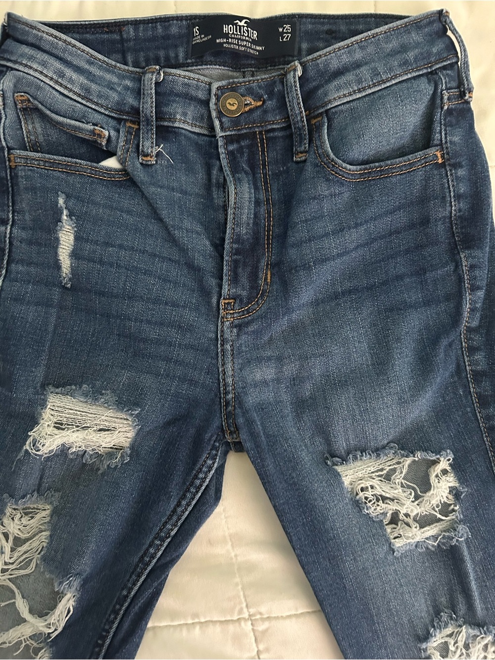 Hollister Women's Ripped Medium Blue Skinny Jeans